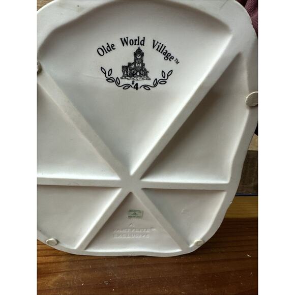 VTG Christmas PartyLite Olde World Village #4 Clock Tower - Picture 7 of 7